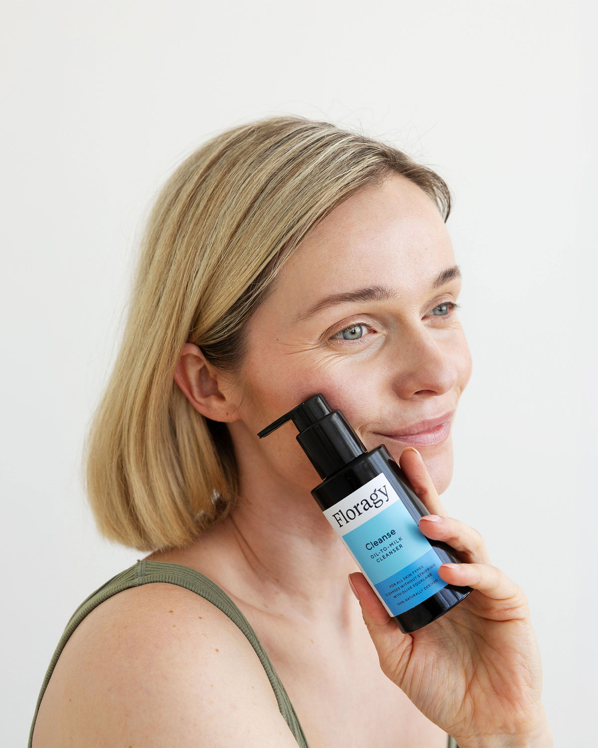 Cleanse – Oil-to-milk Cleanser
