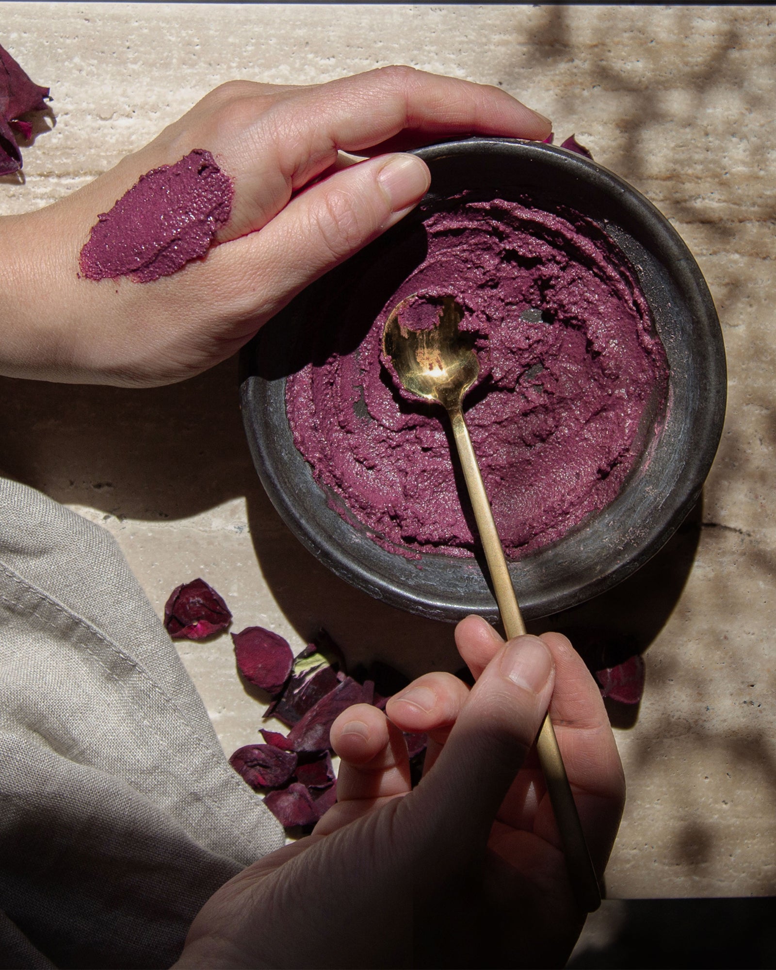 Glow – Rose + Acai Berry Clay Mask