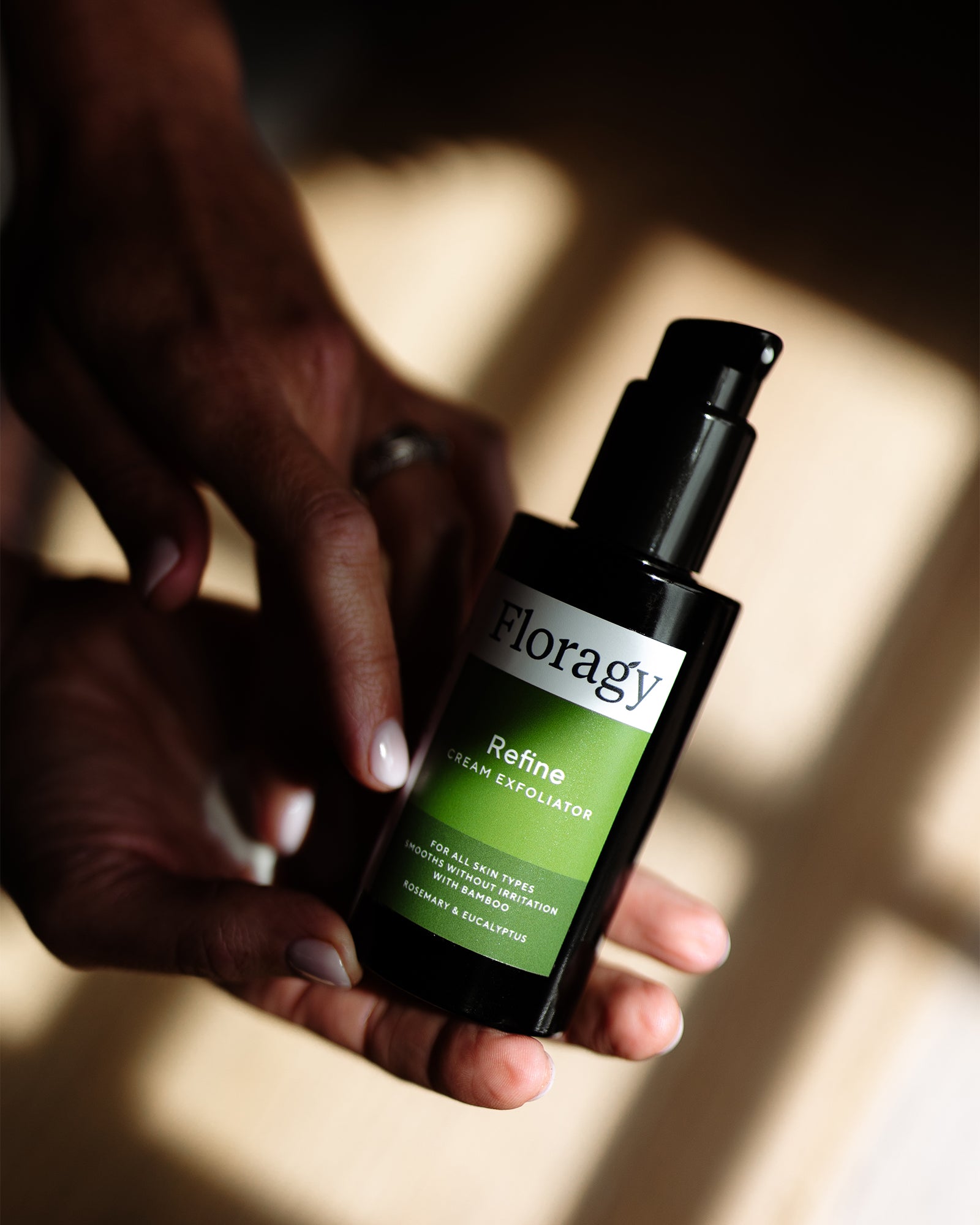 Refine – Exfoliating Cleanser